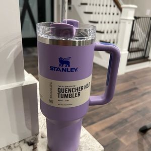 STANLEY LAVENDER 40oz BRAND NEW